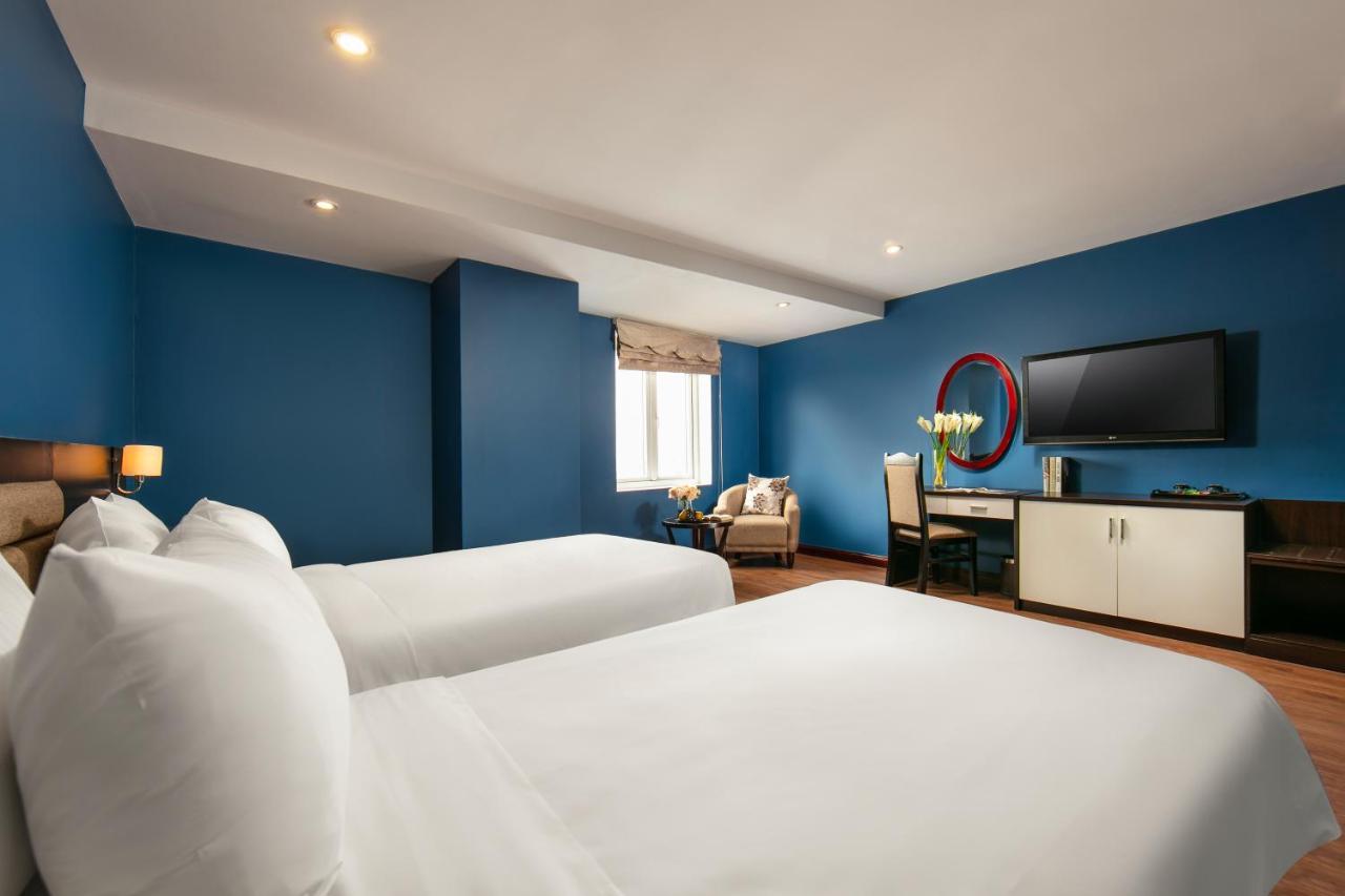 20 & Hotel 3*