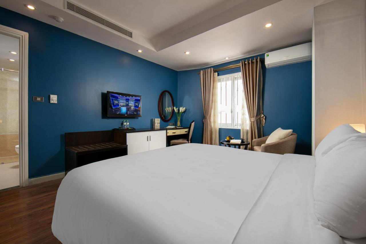 20 & Hotel 3*