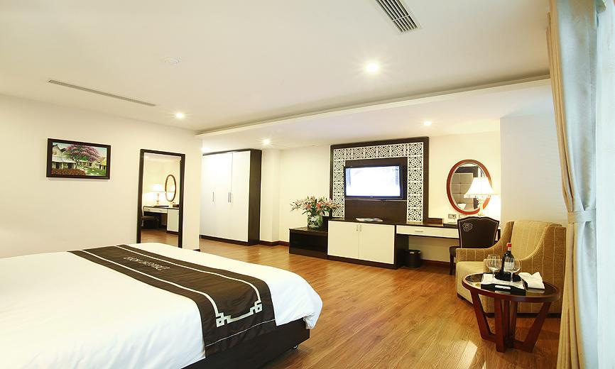 20 & Hotel